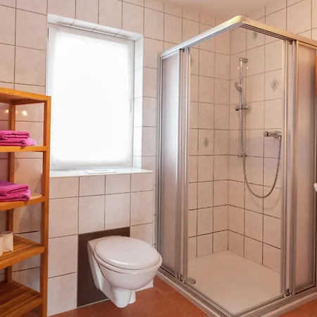Ferienhaus, , Cleaning Included Mittelndorf